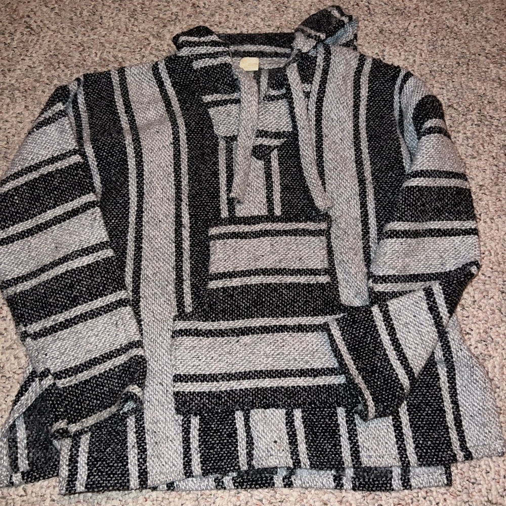 drug rug hoodie size medium black, gray, white never worn great condition